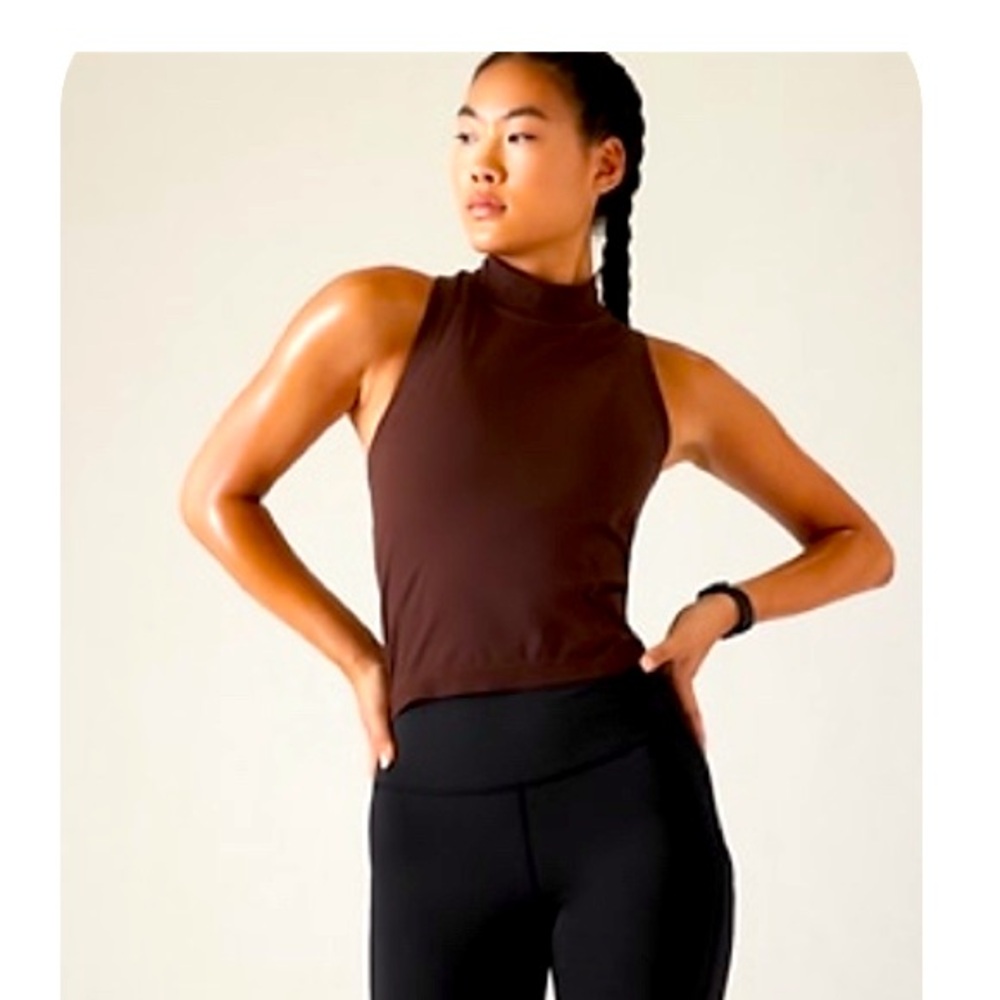 Athleta momentum sport length tank toasted brown M
